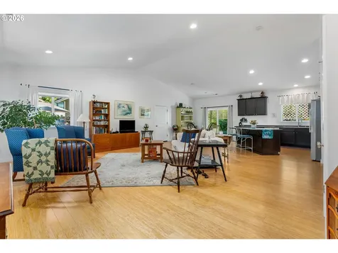 242 NW Willard Street Stevenson WA 98648