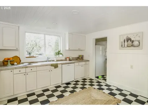 8982 N Exeter Avenue Portland OR 97203