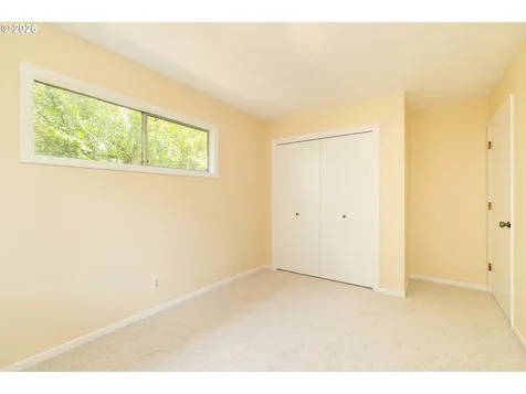 2133 SW Taylors Ferry Road Portland OR 97219