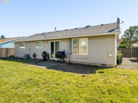 810 Columbia Drive Molalla OR 97038