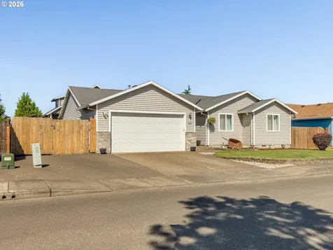810 Columbia Drive Molalla OR 97038