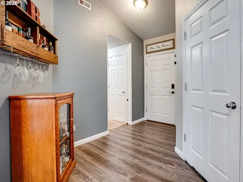 810 Columbia Drive Molalla OR 97038