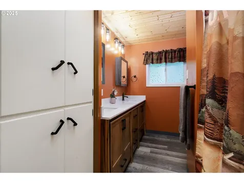 20377 Beavercreek Road Oregon City OR 97045