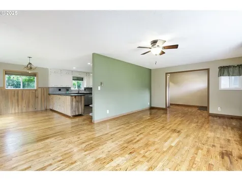 20377 Beavercreek Road Oregon City OR 97045