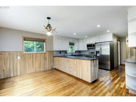20377 Beavercreek Road Oregon City OR 97045