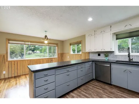 20377 Beavercreek Road Oregon City OR 97045