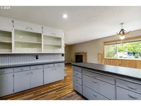 20377 Beavercreek Road Oregon City OR 97045