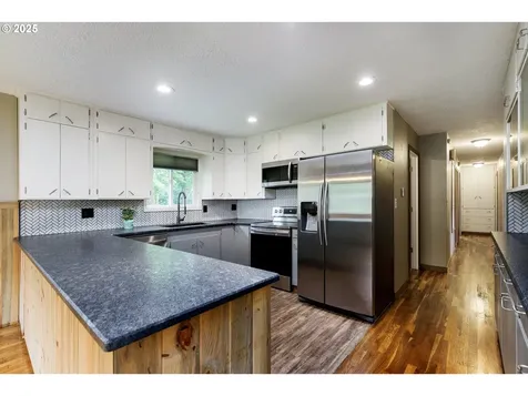 20377 Beavercreek Road Oregon City OR 97045