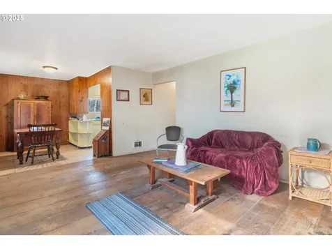 628 W 13th Street Port Orford OR 97465