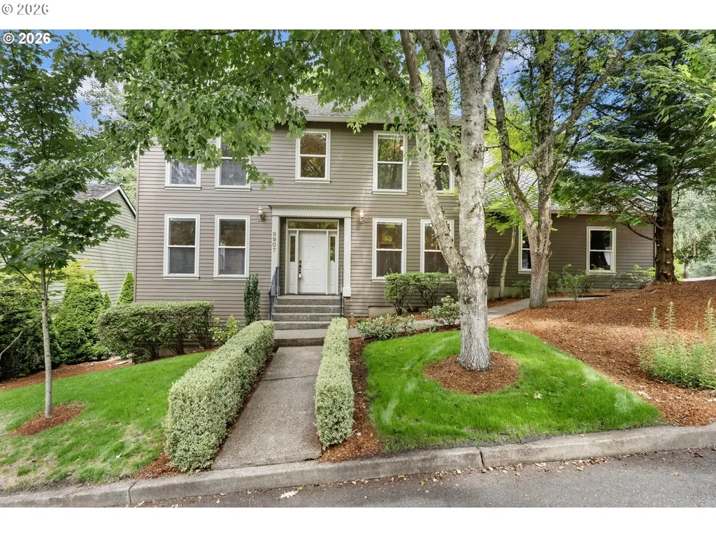 9907 NW Bartholomew Drive Portland OR 97229