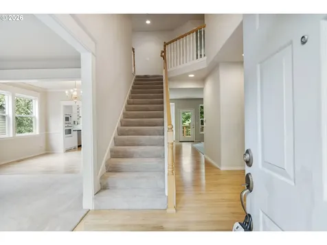 9907 NW Bartholomew Drive Portland OR 97229
