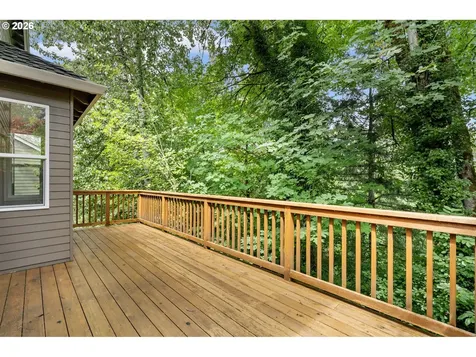 9907 NW Bartholomew Drive Portland OR 97229