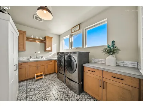 23245 SW Byers Lake Terrace Sherwood OR 97140