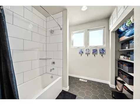 23245 SW Byers Lake Terrace Sherwood OR 97140