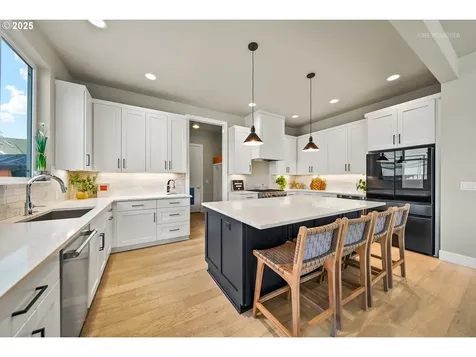 23245 SW Byers Lake Terrace Sherwood OR 97140