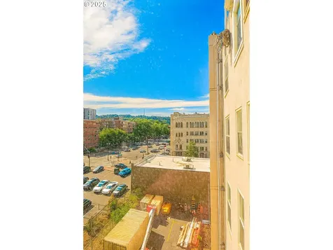 1005 SW Park Avenue Portland OR 97205