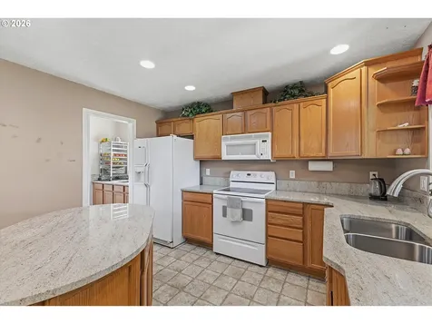 1967 NW Penny Lane Mcminnville OR 97128