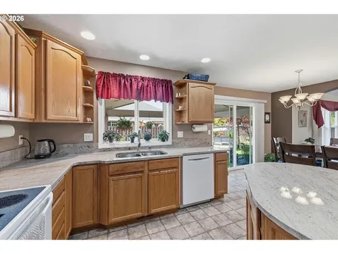 1967 NW Penny Lane Mcminnville OR 97128