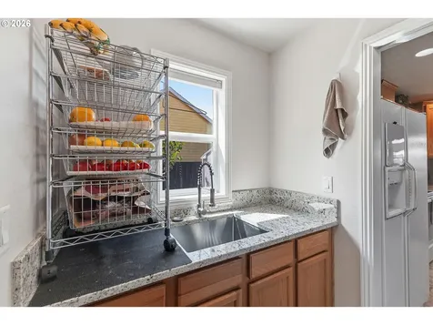 1967 NW Penny Lane Mcminnville OR 97128