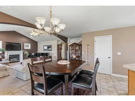 1967 NW Penny Lane Mcminnville OR 97128