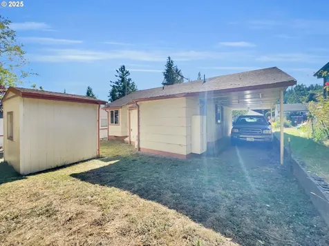 1548 N Ivy Street Coquille OR 97423