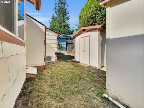1548 N Ivy Street Coquille OR 97423