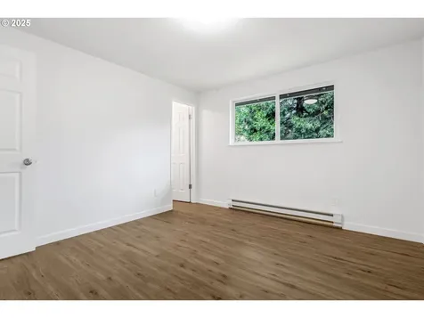 3941 SW Plum Street Portland OR 97219