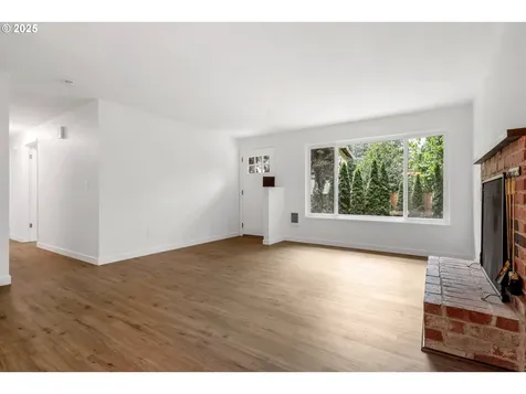 3941 SW Plum Street Portland OR 97219