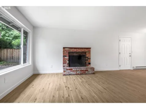 3941 SW Plum Street Portland OR 97219