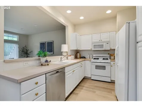 7775 SW Matheny Drive Beaverton OR 97008