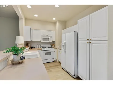 7775 SW Matheny Drive Beaverton OR 97008