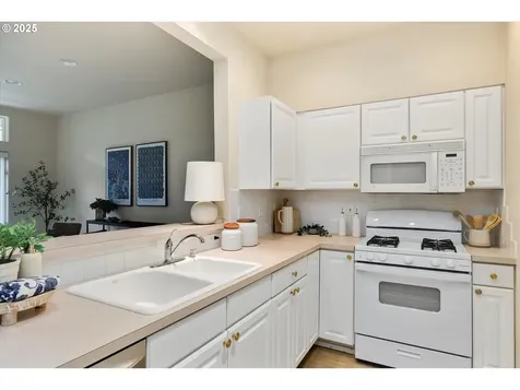 7775 SW Matheny Drive Beaverton OR 97008