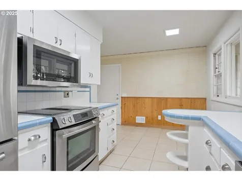13223 SE Harold Street Portland OR 97236