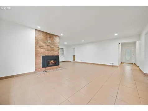 13223 SE Harold Street Portland OR 97236