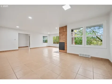 13223 SE Harold Street Portland OR 97236