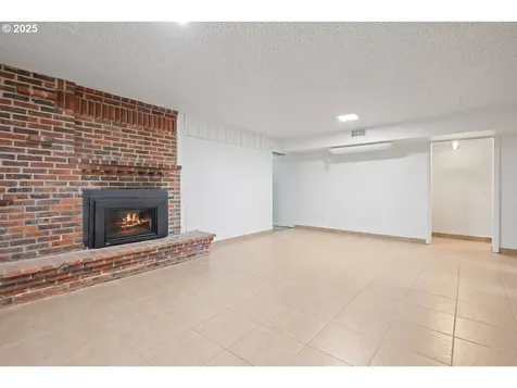 13223 SE Harold Street Portland OR 97236