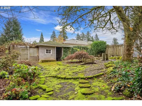 13223 SE Harold Street Portland OR 97236