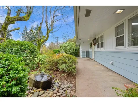 13223 SE Harold Street Portland OR 97236