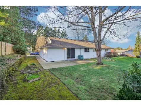 1208 SE 209th Avenue Gresham OR 97030