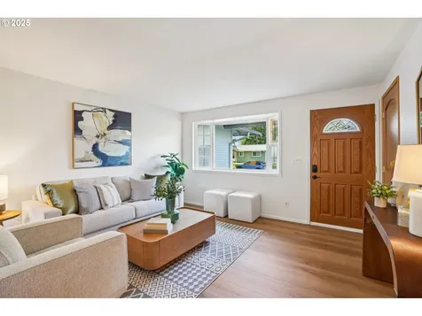 1208 SE 209th Avenue Gresham OR 97030