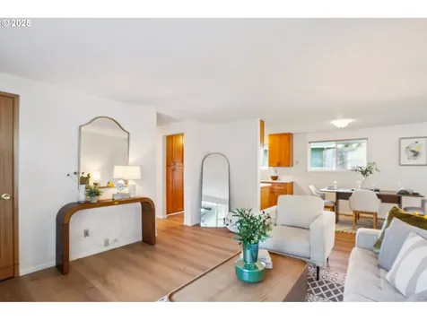 1208 SE 209th Avenue Gresham OR 97030