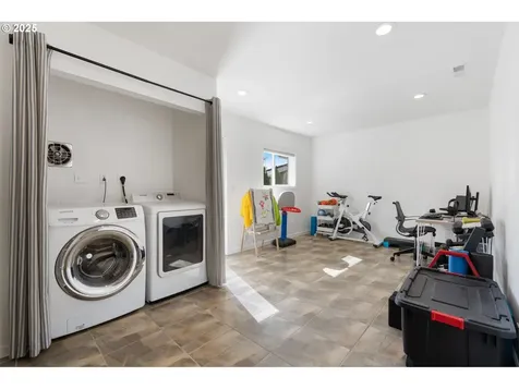 65 SW Frenwood Way Beaverton OR 97005