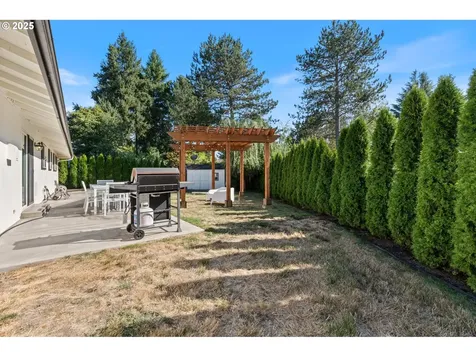 65 SW Frenwood Way Beaverton OR 97005