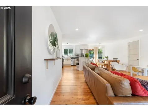 65 SW Frenwood Way Beaverton OR 97005