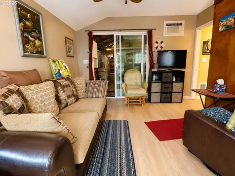 2915 NE Marine Drive Portland OR 97211