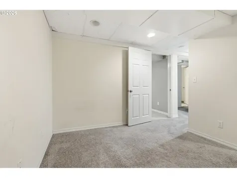 5226 N Amherst Street Portland OR 97203