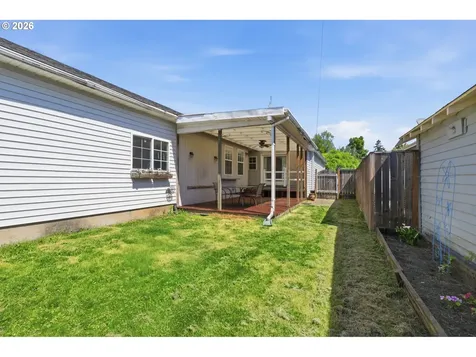 5226 N Amherst Street Portland OR 97203