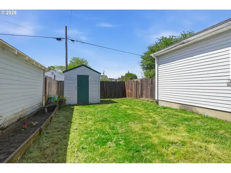 5226 N Amherst Street Portland OR 97203