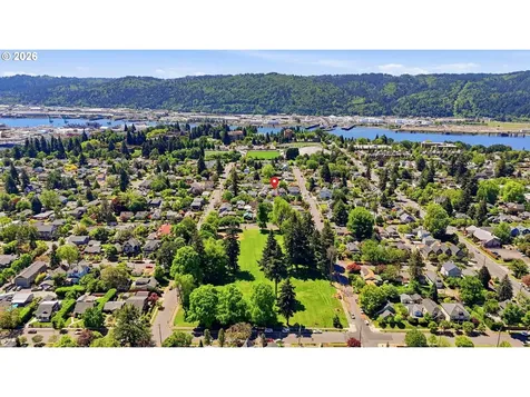 5226 N Amherst Street Portland OR 97203