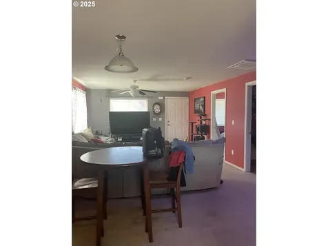 807 Callahan Drive Roseburg OR 97471